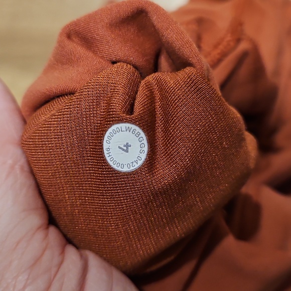 Lululemon Align Size 4 - Picture 4 of 4